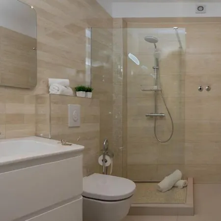 Villa Graf Podstrana