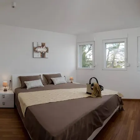 Villa Graf *