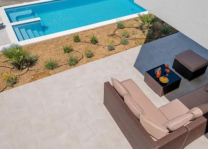 Graf Villa Podstrana